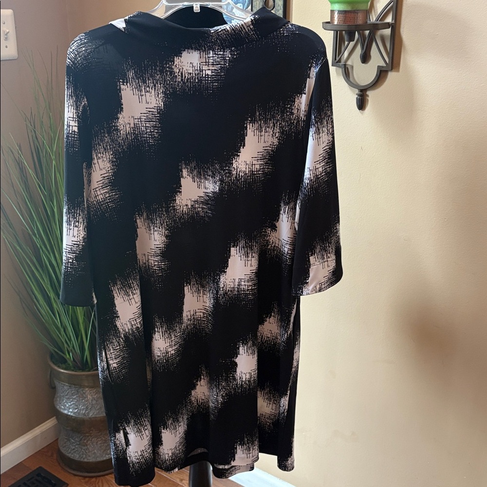 Alfani Black and White Patterned Dress - Picture 2 of 5